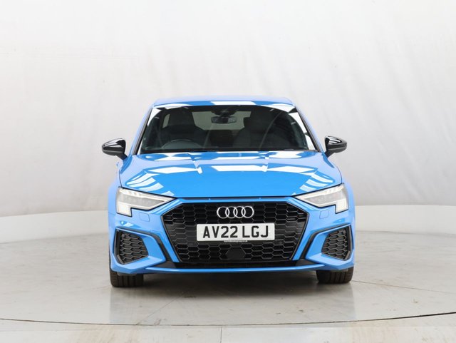 2022 Audi A3 1.5L Edition 1 4dr - Photo 3