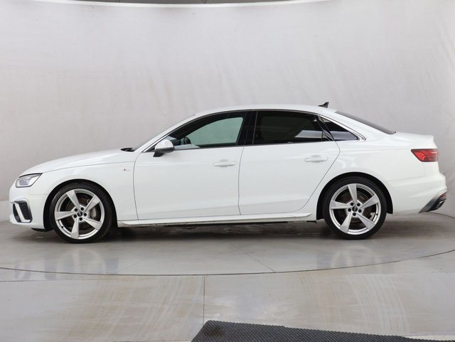 2022 Audi A4 2L S Line 4dr - Photo 6