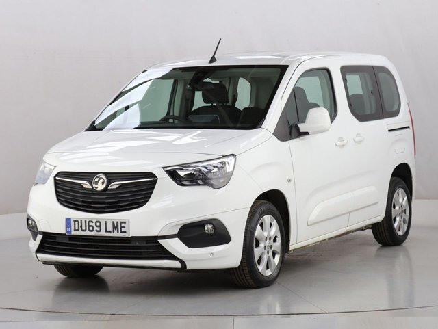 2019 Vauxhall Combo Life 1.5L Energy 5dr - Photo 5