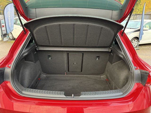 2022 SEAT LEON 2.0 TDI FR Sport Hatchback 5dr Diesel Manual Euro 6 (s/s) (150 ps) - Photo 5