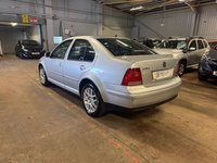USED 2005 05 VOLKSWAGEN BORA 1.9 TDI PD Highline Saloon 4dr Diesel Automatic (178 g/km, 130 bhp) 