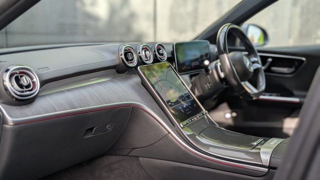 2022 MERCEDES-BENZ C-CLASS 2022 2.0 C300e 25.4kWh AMG Line (Premium Plus) Estate 5dr Petrol Plug-in Hybrid G-Tronic+ Euro 6 (s/s) (313 ps) - Photo 12