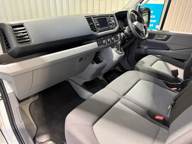 2020 VOLKSWAGEN CRAFTER - Photo 5