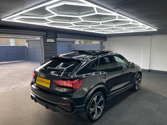 2019 Audi Q3 2L Edition 1 5dr - Photo 3