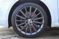 USED 2015 15 SKODA OCTAVIA 2.0 TDI Black Edition Hatchback 5dr Diesel DSG Euro 5 (s/s) (150 ps) Parking Sensors - Satellite Navigation - Cruise Control
