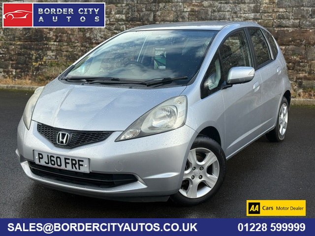 2011 JAZZ 1.4 I VTEC ES HATCHBACK 5DR PETROL MANUAL EURO 5 99 PS... photo