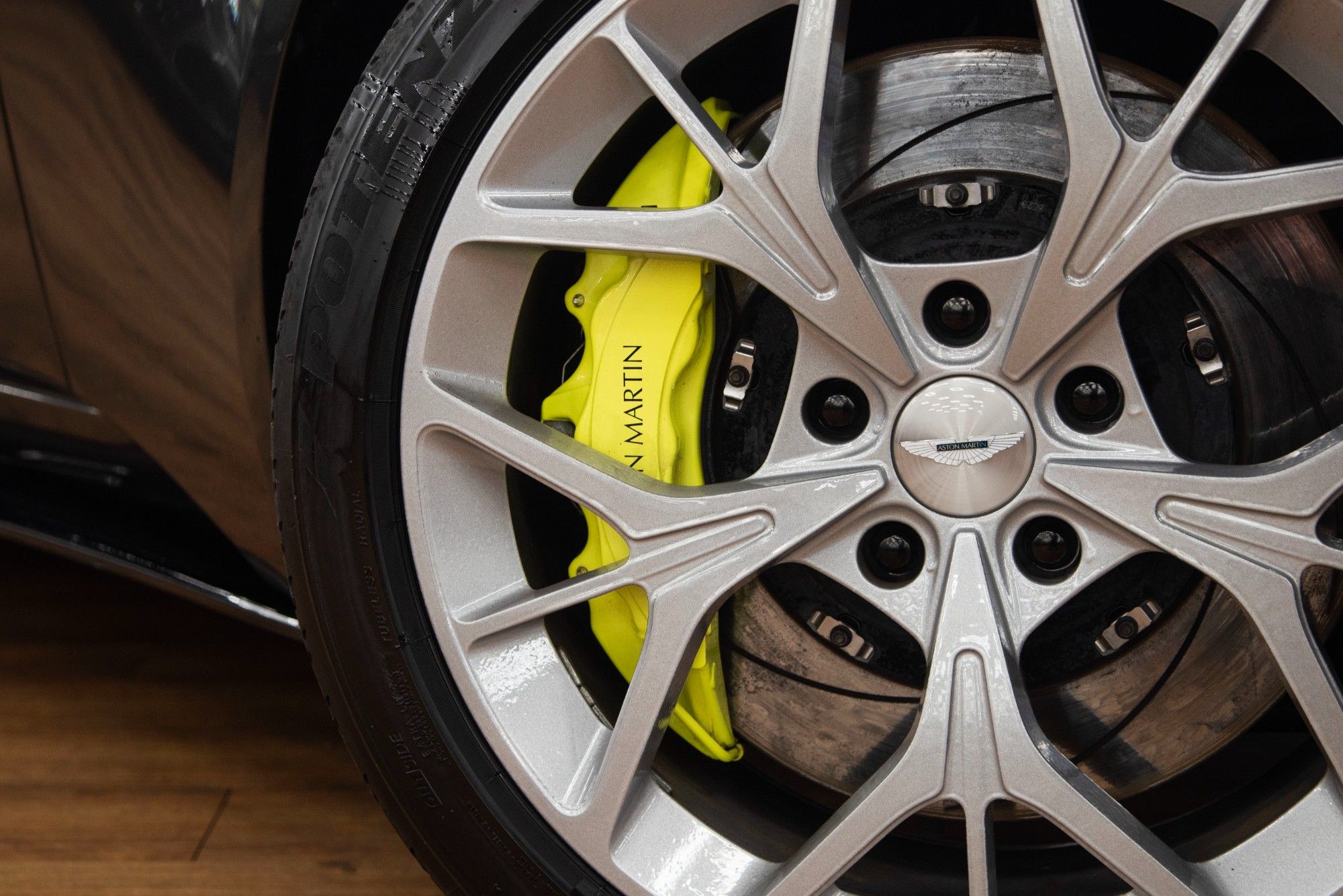 USED 2019 19 ASTON MARTIN DB11 5.2 V12 BiTurbo AMR Coupe  
