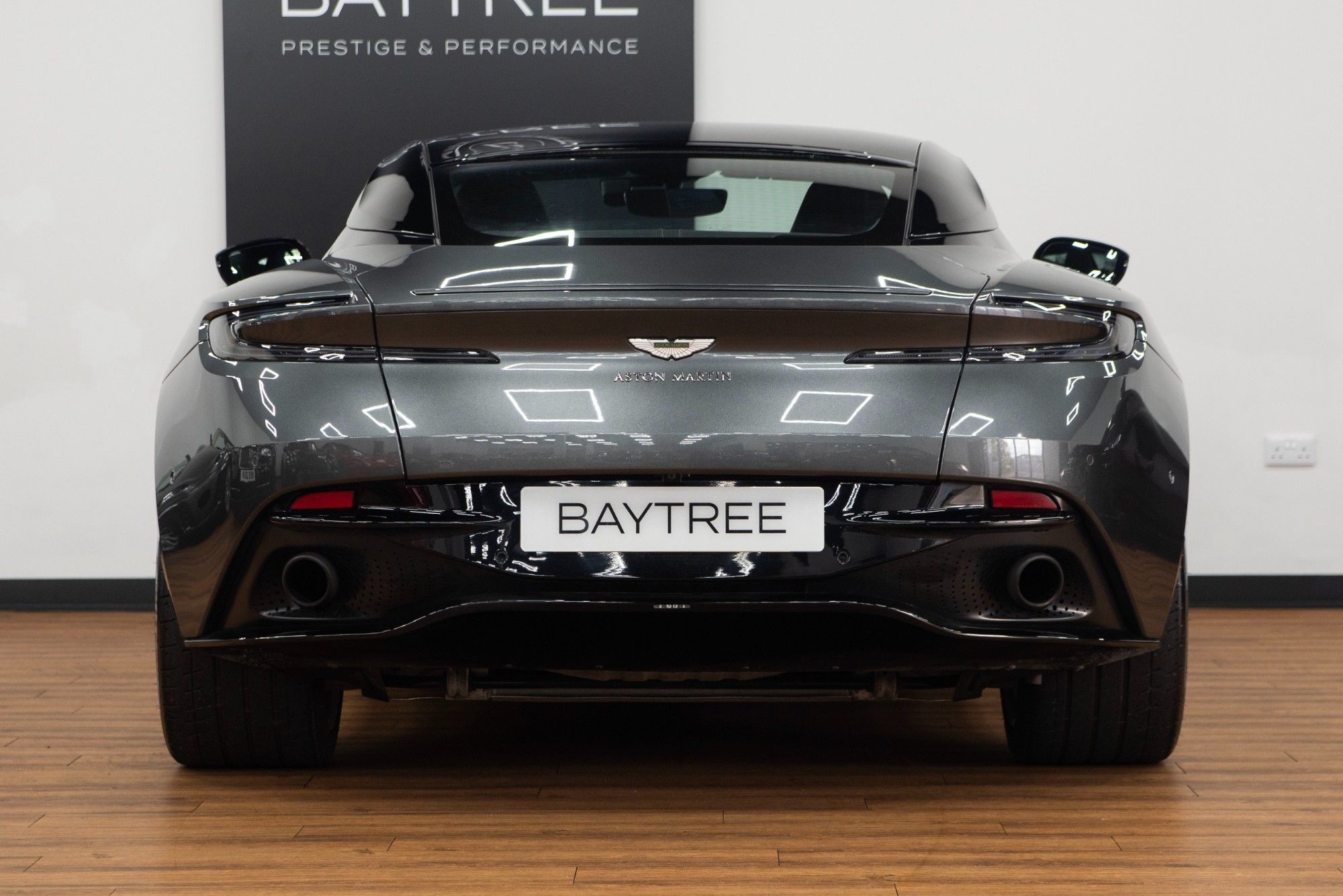 USED 2019 19 ASTON MARTIN DB11 5.2 V12 BiTurbo AMR Coupe  