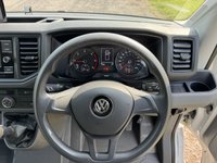USED 2022 22 VOLKSWAGEN CRAFTER 2.0 3.5t. 5.2m (17ft) Luton (NEW BODY) Large Tail Lift, Air Con Eu 6 140Bhp 8ft (2.4m) Internal Height, Air Con