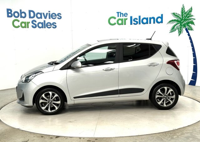 2018 HYUNDAI I10 1.2 Premium SE Hatchback 5dr Petrol Auto Euro 6 (87 ps) - Photo 5