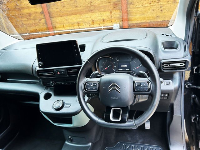 View our CITROEN BERLINGO