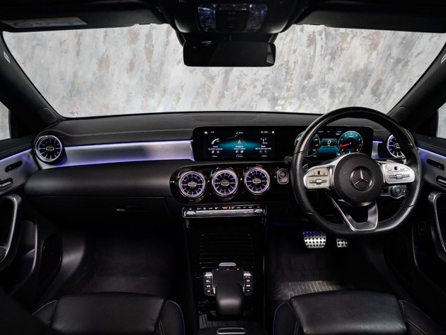 2021 Mercedes-Benz Cla 1.3L Amg Line 5dr - Photo 12