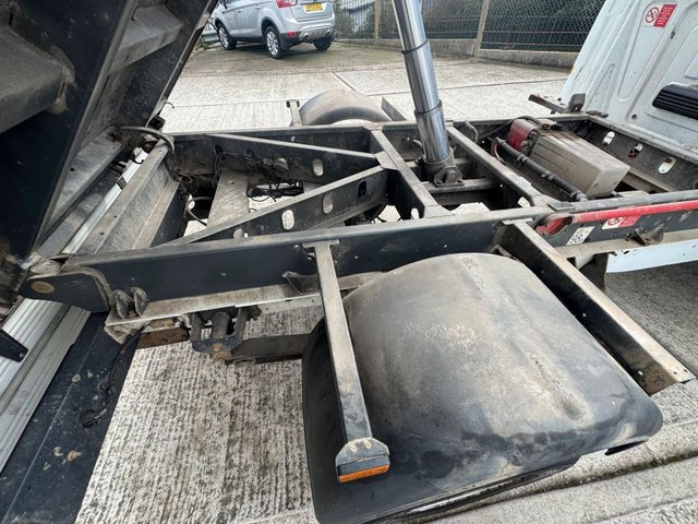 2019 Ford Transit 2L null 4dr - Photo 11