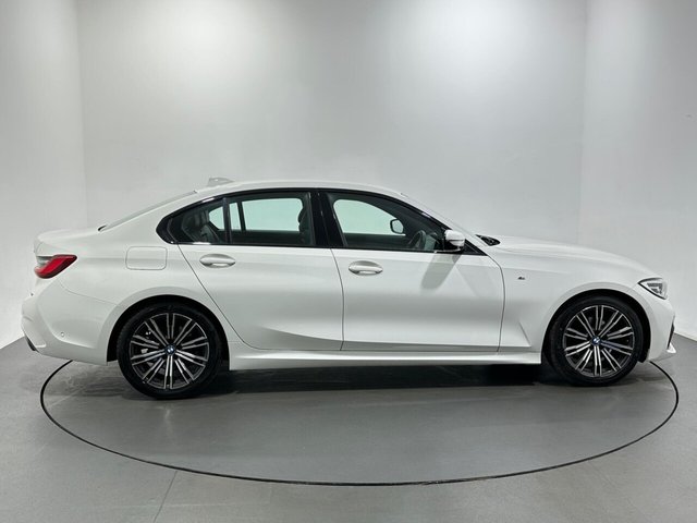 2020 BMW 3 Series - Photo 9