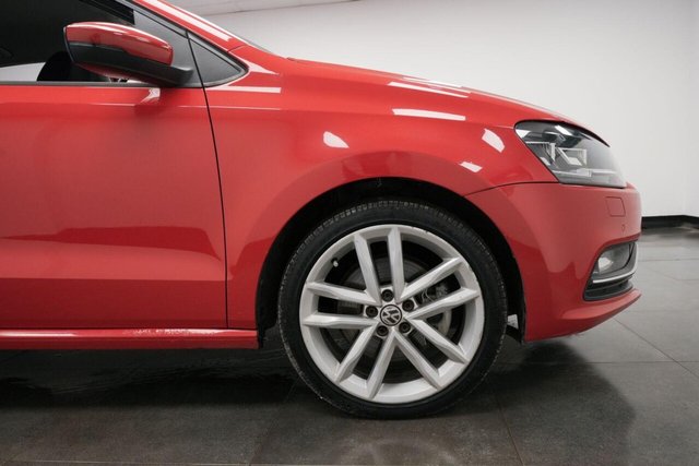 2015 VOLKSWAGEN POLO 1.2 TSI BlueMotion Tech SEL Euro 6 (s/s) 5dr - Photo 5