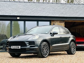 2021 PORSCHE MACAN