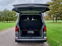 USED 2020 70 VOLKSWAGEN TRANSPORTER SHUTTLE 2.0 TDI SE Minibus Double Cab 5dr Diesel DSG SWB Euro 6 (s/s) (150 ps) FINANCE AVAILABLE