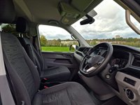 USED 2020 70 VOLKSWAGEN TRANSPORTER SHUTTLE 2.0 TDI SE Minibus Double Cab 5dr Diesel DSG SWB Euro 6 (s/s) (150 ps) FINANCE AVAILABLE