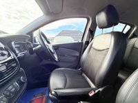 USED 2016 66 VAUXHALL VIVA 1.0i SL Hatchback 5dr Petrol Manual Euro 6 (75 ps) Low Mileage + &pound;20 Road Tax + Bluetooth + Air Con