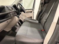 USED 2018 18 VOLKSWAGEN TRANSPORTER 2.0 TDI T28 BlueMotion Tech Highline Camper 5dr Diesel Manual FWD SWB Euro 6 (s/s) (102 ps) Registered V5 Motor Caravan Super  Low Mileage 27832 Miles , Extremely well maintained and cared for Pop Roof, Hob Grill, 5 Belted Seats , Cruise Control