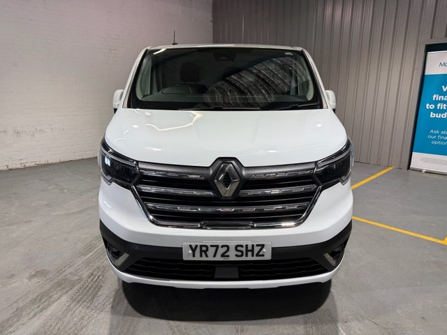 2022 RENAULT TRAFIC - Photo 10