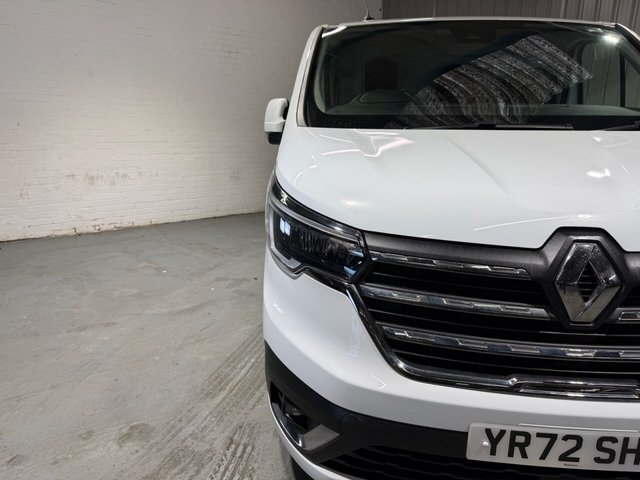 2022 RENAULT TRAFIC - Photo 9