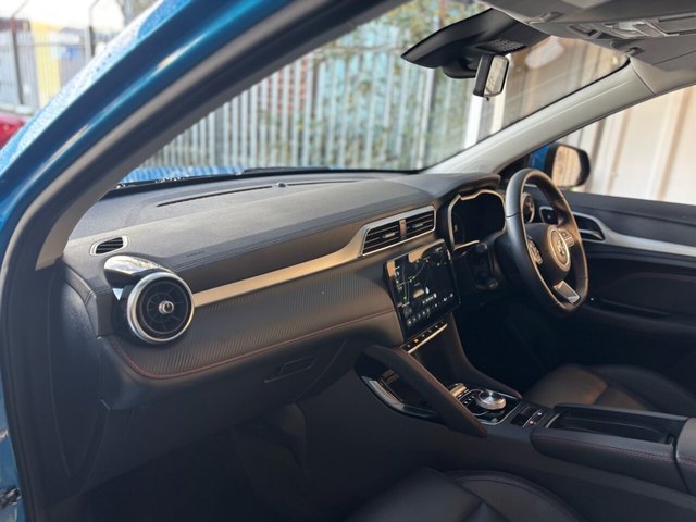 2023 MG MG ZS - Photo 2