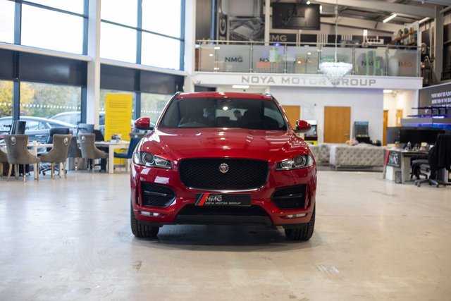 2019 Jaguar F-Pace 2L R-Sport 5dr - Photo 8