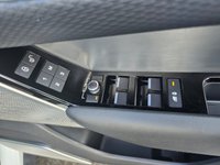 USED 2019 19 LAND ROVER RANGE ROVER VELAR 2.0 D240 R-Dynamic SE SUV 5dr Diesel Auto 4WD Euro 6 (s/s) (240 ps) A LOVELY ADDITION TO OUR FORECOURT FINISHED IN HUGELY POPULAR WHITE PAINT+4 WHEEL DRIVE+SERVICE HISTORY+DIESEL+AUTOMATIC+ULEZ COMPLIANT+PRIVACY GLASS+HALF LEATHER INTERIOR+SATELLITE NAVIGATION+PARK ASSIST+CLIMATE CONTROL+20 INCH ALLOY WHEELS+CALL NOW TO SPEAK TO OUR EXPERIENCED SALES ADVISORS+DONT MISS OUT+READY TO DRIVE AWAY TODAY!!!!!!!!!!!!!!!!!!!!!!!!!!!!!!!!!