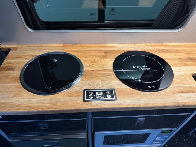 View our VOLKSWAGEN TRANSPORTER