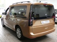 USED 2022 M VOLKSWAGEN CADDY MAXI 2.0 TDI Life MPV 5dr Diesel DSG Euro 6 (s/s) (122 ps) 5/7 SEATS CARPLAY CRUISE CONTROL PARKING SENSORS GENUINE LOW MILES 1 OWNER SERVICE HISTORY WARRANTY