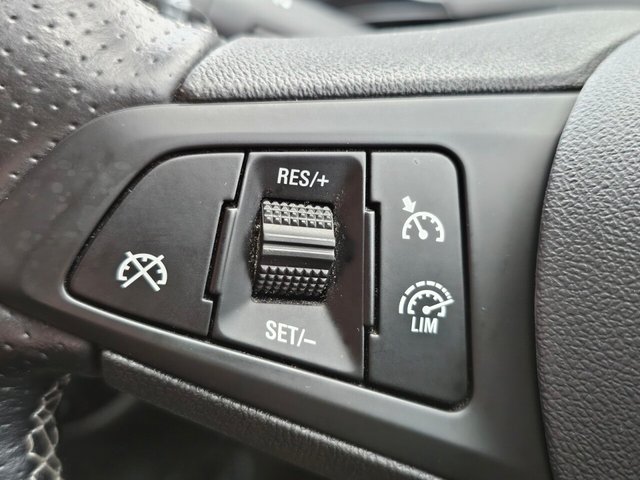 2018 VAUXHALL CORSA - Photo 3