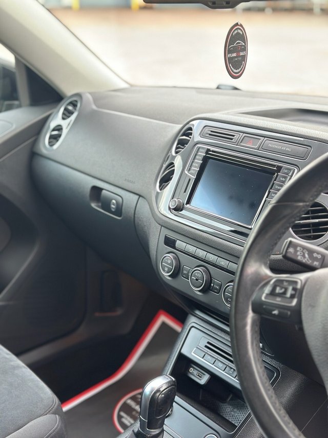 View our VOLKSWAGEN TIGUAN