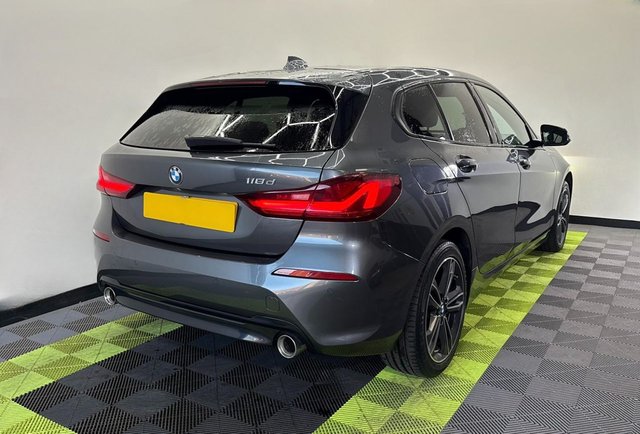 2019 BMW 1 SERIES - Photo 2