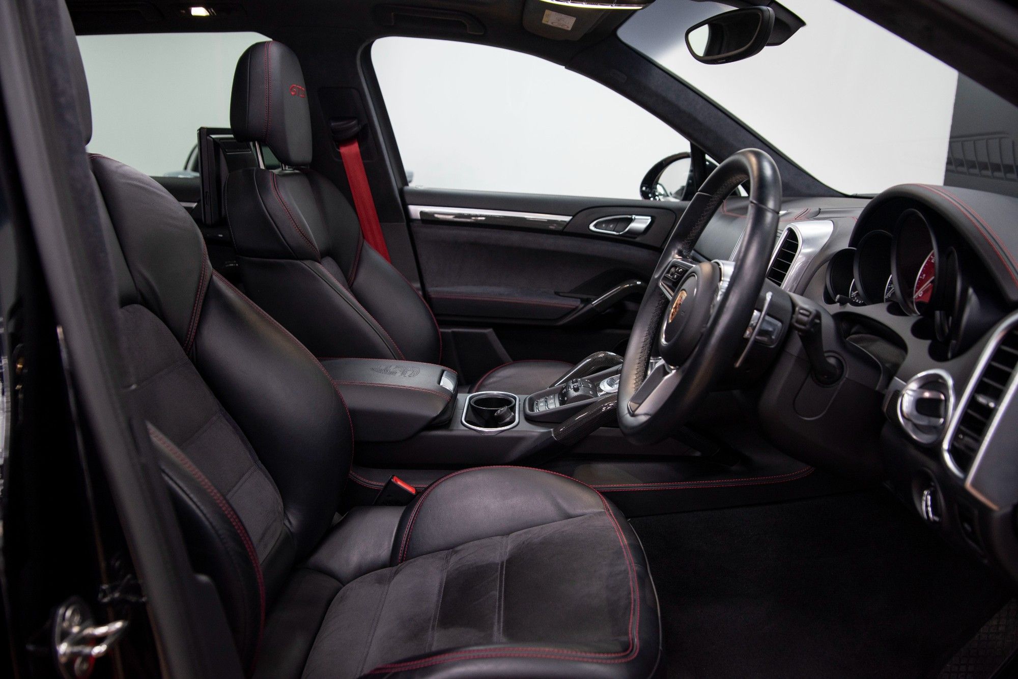 USED 2017 17 PORSCHE CAYENNE 3.6T V6 GTS SUV  