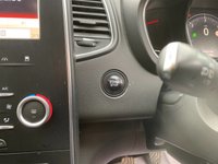 USED 2017 17 RENAULT SCENIC 1.5 dCi Dynamique Nav MPV 5dr Diesel Manual Euro 6 (s/s) (110 ps) service history-two keys-satnav