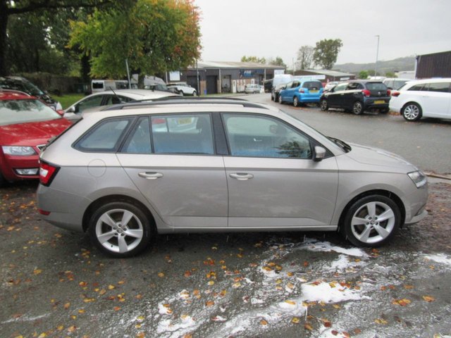 2018 SKODA FABIA 1.0 TSI SE L Estate 5dr Petrol DSG Euro 6 (s/s) (110 ps) - Photo 6