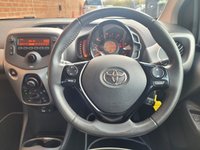 USED 2015 15 TOYOTA AYGO 1.0 VVT-i x-play Hatchback 5dr Petrol Manual Euro 5 Euro 5 (68 ps) FULL TOYOTA HISTORY - FULL LEATHER INTERIOR