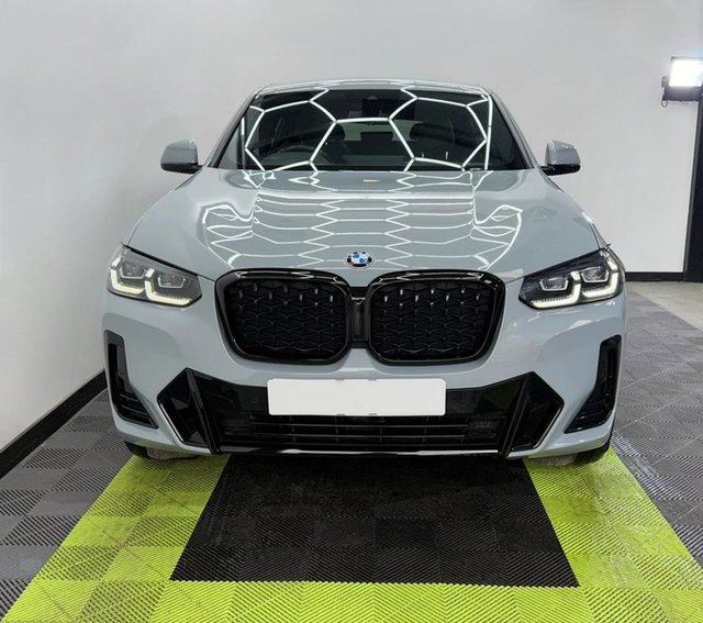 2021 BMW X4 - Photo 4