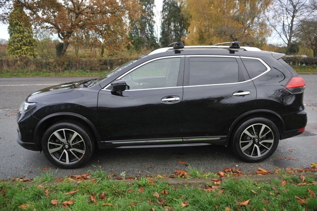 2017 NISSAN X-TRAIL - Photo 5