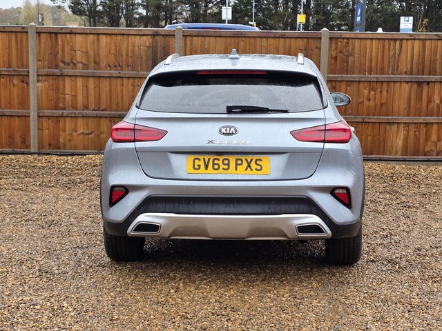 2020 KIA XCEED - Photo 4