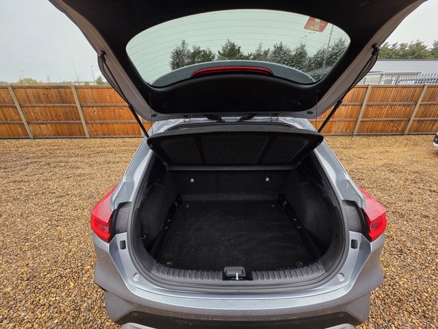 2020 KIA XCEED - Photo 9
