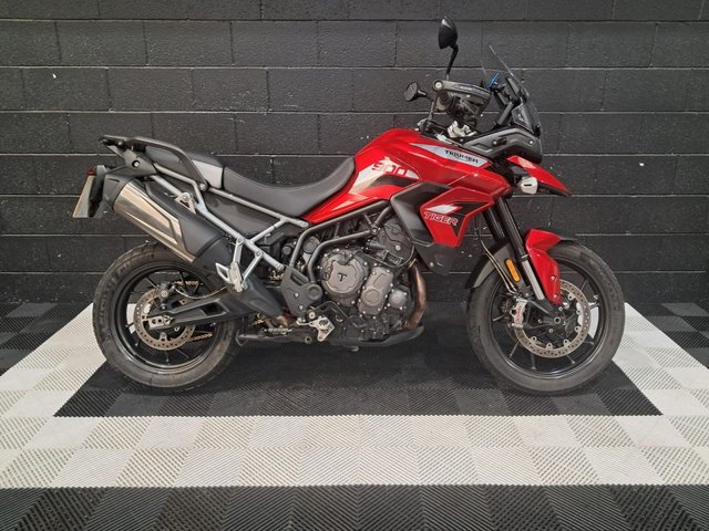 View our TRIUMPH TIGER 900