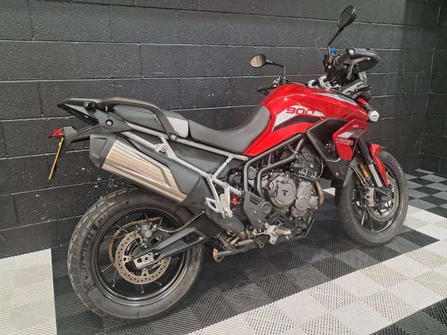View our TRIUMPH TIGER 900