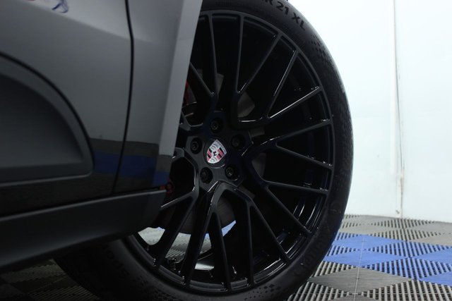 2019 PORSCHE MACAN - Photo 3