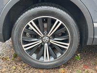 USED 2017 67 VOLKSWAGEN TIGUAN 2.0 TDI SE Navigation SUV 5dr Diesel DSG 4Motion Euro 6 (s/s) (150 ps) 