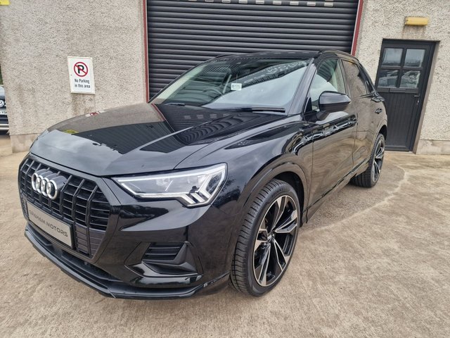 View our AUDI Q3