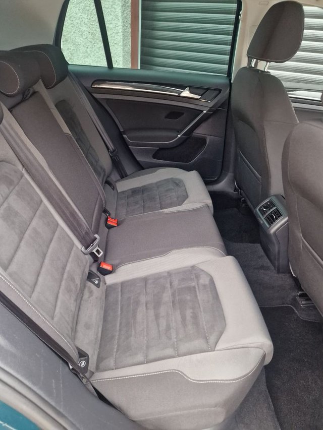 View our VOLKSWAGEN GOLF