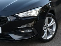 USED 2021 71 SEAT LEON 1.5 TSI EVO FR 5d 150 S/S SAT NAV, DIGITAL COCKPIT, 17 INCH ALLOYS, APPLE CARPLAY / ANDROID AUTO, PART LEATHER, PARK PILOT FRONT/REAR & SIDE, PARK ASSIST, DAB RADIO, BLUETOOTH, CRUISE CONTROL & SPEED LIMITER, LANE ASSIST, WIRELESS PHONE CHARGER, DRIVE PROFILE, 3 ZONE CLIMATE CONTROL, MANUAL 6 SPEED, FULL LED HEADLIGHTS WITH DAYTIME RUNNING LIGHTS, FLAT BOTTOM MFSW, POWER FOLDING MIRRORS, AUTO LIGHTS & WIPERS, VOICE CONTROL, AMBIENT LIGHTING, KEYLESS START, 1 OWNER, SERVICE HISTORY