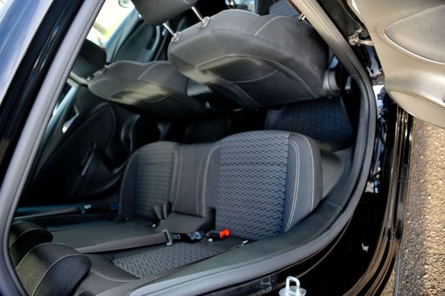 2019 VAUXHALL ASTRA - Photo 10